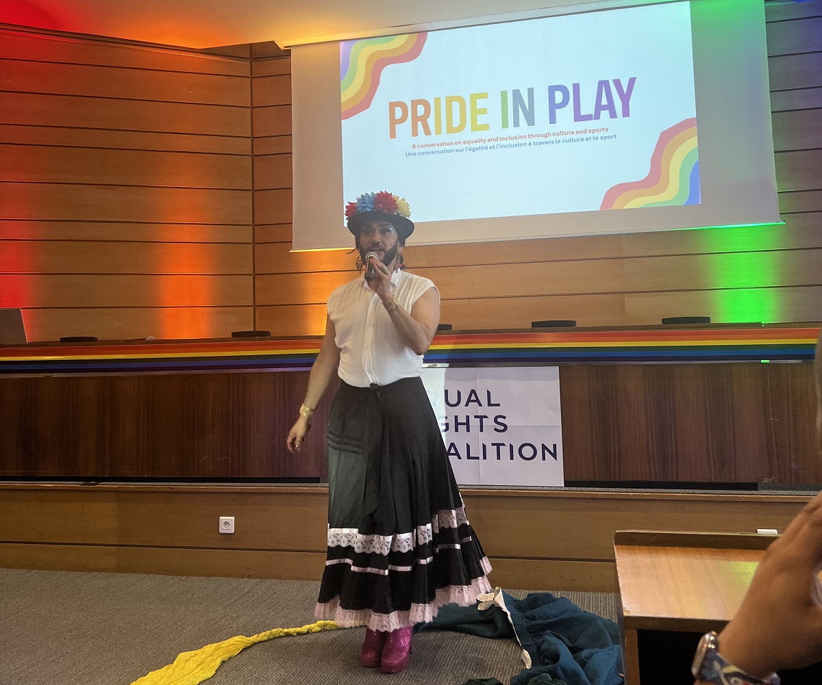 La Guaricha de los Andes llevó a la UNESCO un mensaje de diversidad, resiliencia e inclusión durante el evento “Pride in play”