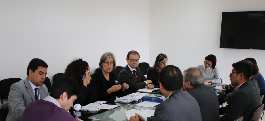 La Directora General Adjunta de Ciencias Naturales y Exactas de la Unesco se encuentra de visita en Colombia