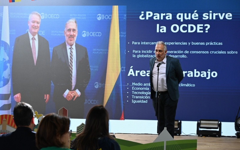 Rendición de cuentas en Casa Colombia: un año de logros y cooperación entre Colombia y Francia 