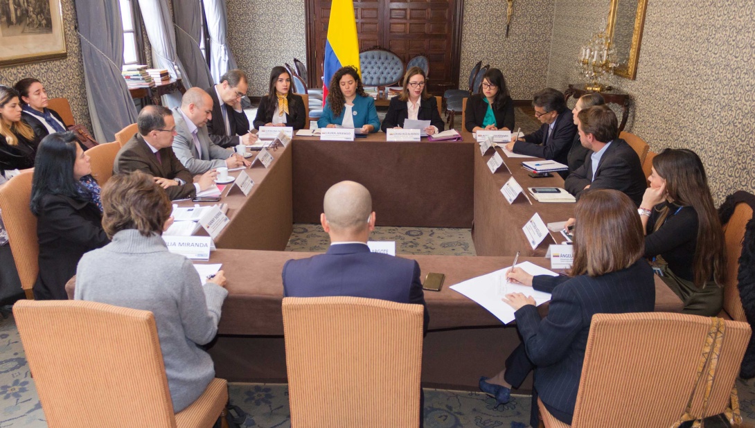 Viceministra de Asuntos Multilaterales de la Cancillería presidió la primera reunión de 2019 de Comisión Nacional de Cooperación con la Unesco Viceministra de Asuntos Multilaterales de la Cancillería presidió la primera reunión de 2019 de la Comisión Nacional de Cooperación con la Unesco