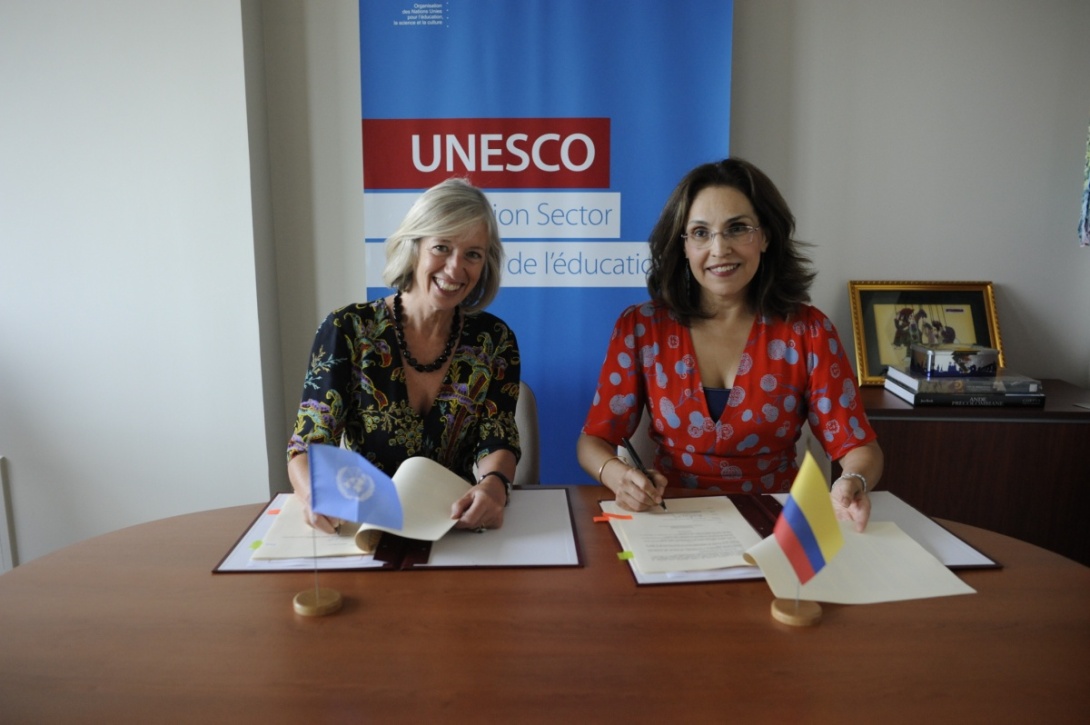 Embajadora de Colombia ante Unesco firmó Acuerdo Sede del Foro Internacional sobre Inclusión y Equidad en la Educación Embajadora de Colombia ante Unesco firmó Acuerdo Sede del Foro Internacional sobre Inclusión y Equidad en la Educación