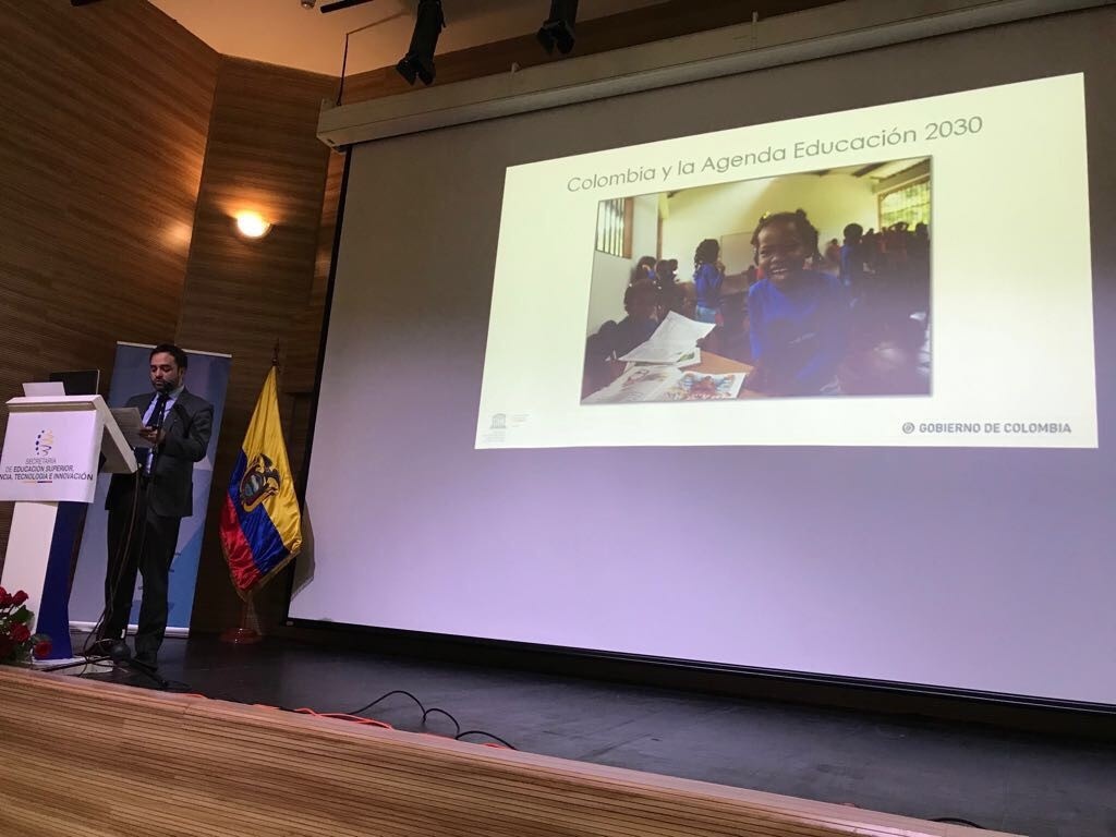 Director de Asuntos Culturales de Cancillería fue invitado especial en el Lanzamiento del Informe de Seguimiento de la Educación en el Mundo de la Unesco Director de Asuntos Culturales de Cancillería fue invitado especial en el Lanzamiento del Informe de Seguimiento de la Educación en el Mundo